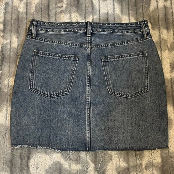 PISTOLA Sierra Medium Wash Studded Denim Mini Skirt Size 29 - Picture 3 of 7